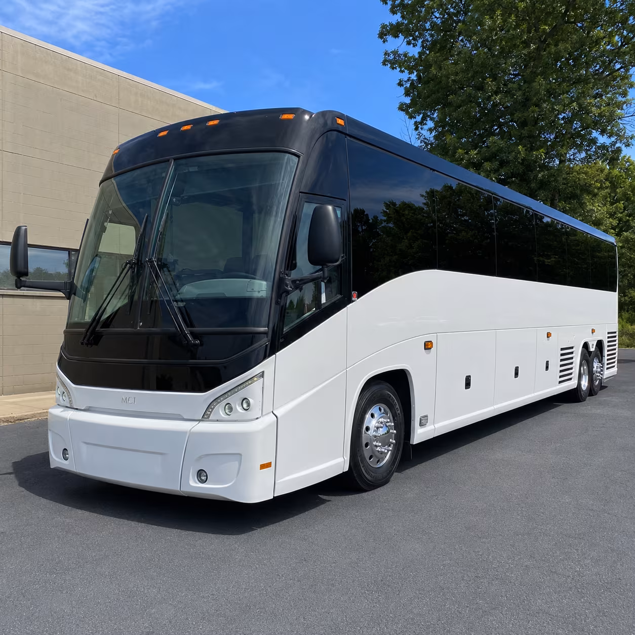 georgetown get your employees to work on time with a georgetown charter bus
