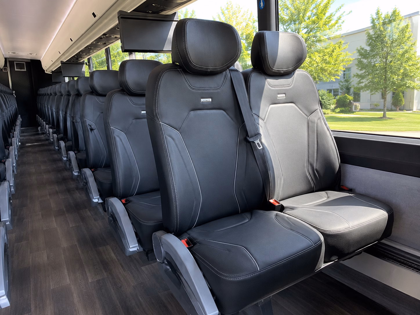 get online pricing for airport transfers to austin bergstrom international airport