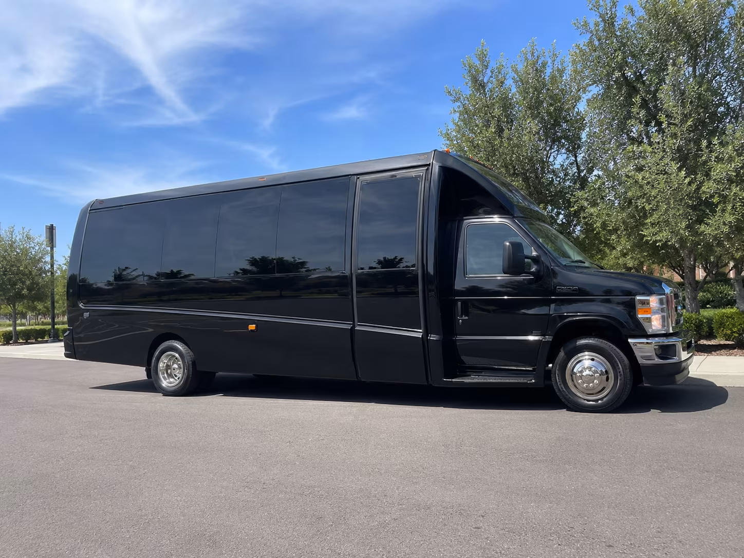 kylecharterbuscompany com is the easy way to book buses to san marcos field trip destinations